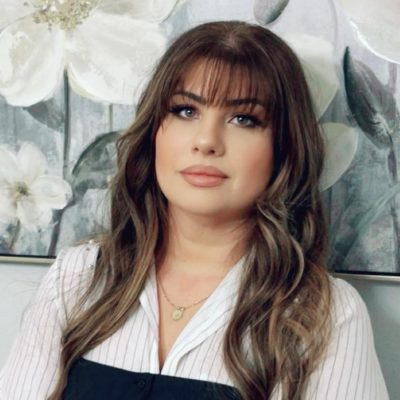 Olivia_Euphoria-Master-stylist-color-specialist